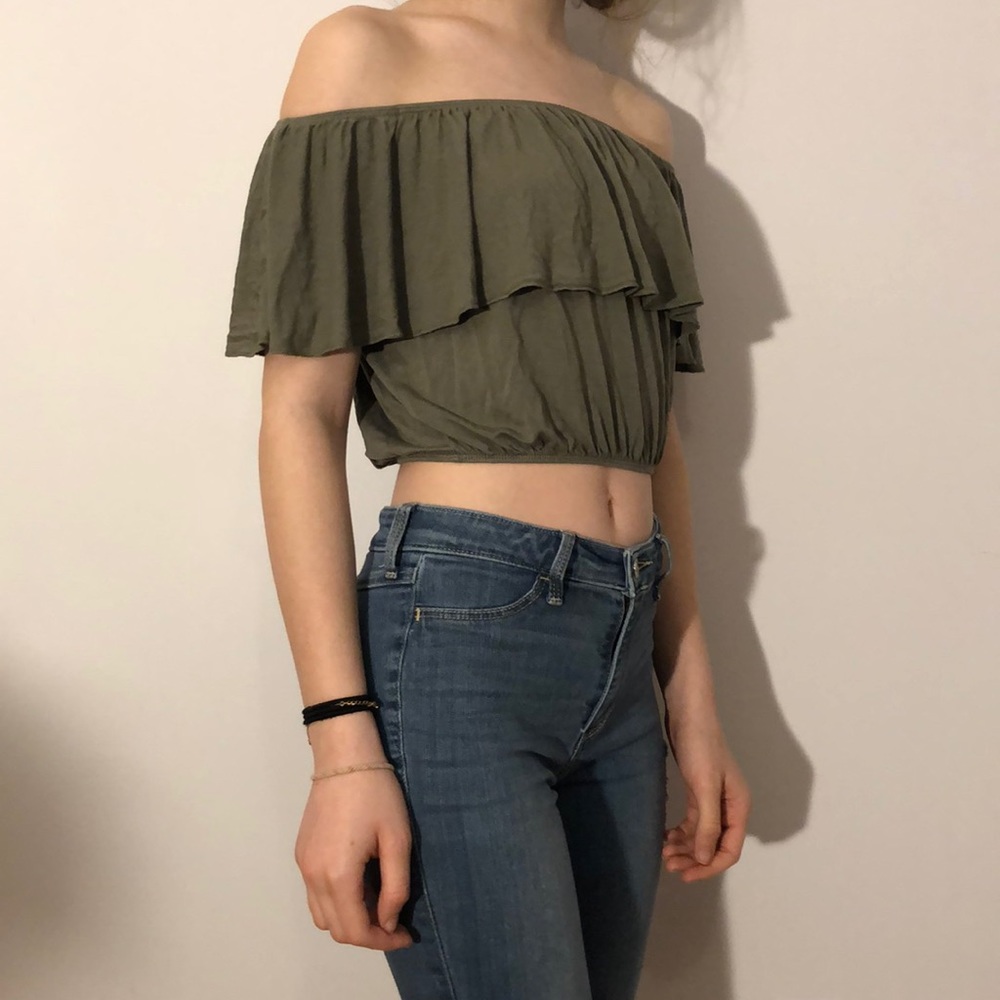 Off-the-shoulder Olive Green Crop Top